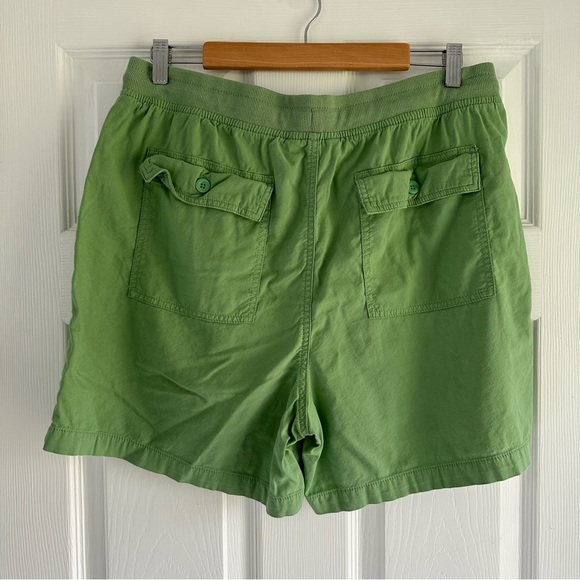 Free add on! NWOT Joe Fresh Twill Shorts in Dark Lime Green, size L - Picture 9 of 12